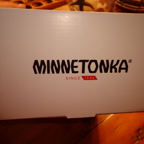 Men's NIB Minnetonka Art Mule Slippers 10M Autumn Brown Slip On - Picture 13 of 14